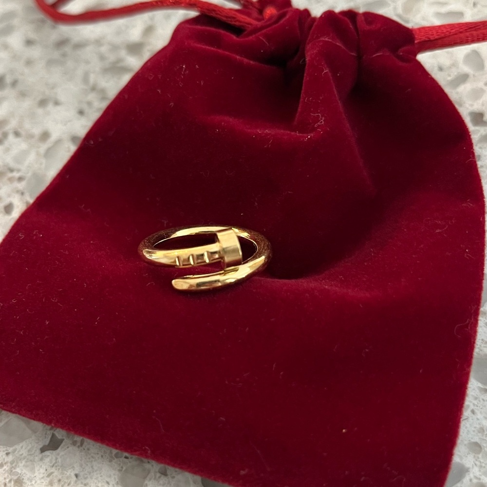 ❌SOLD❌ Brand new - stainless steel nail ring Juste un Clou 18k gold plated size